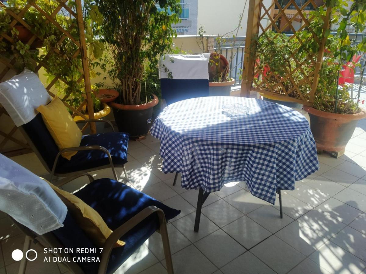 Habitacion Familiar En Un Atico Con Gran Terraza Y,Cocina ,En La Playa Burriana Kültér fotó