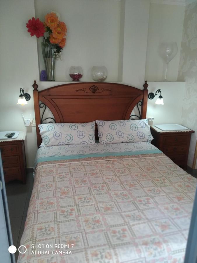 Habitacion Familiar En Un Atico Con Gran Terraza Y,Cocina ,En La Playa Burriana Kültér fotó