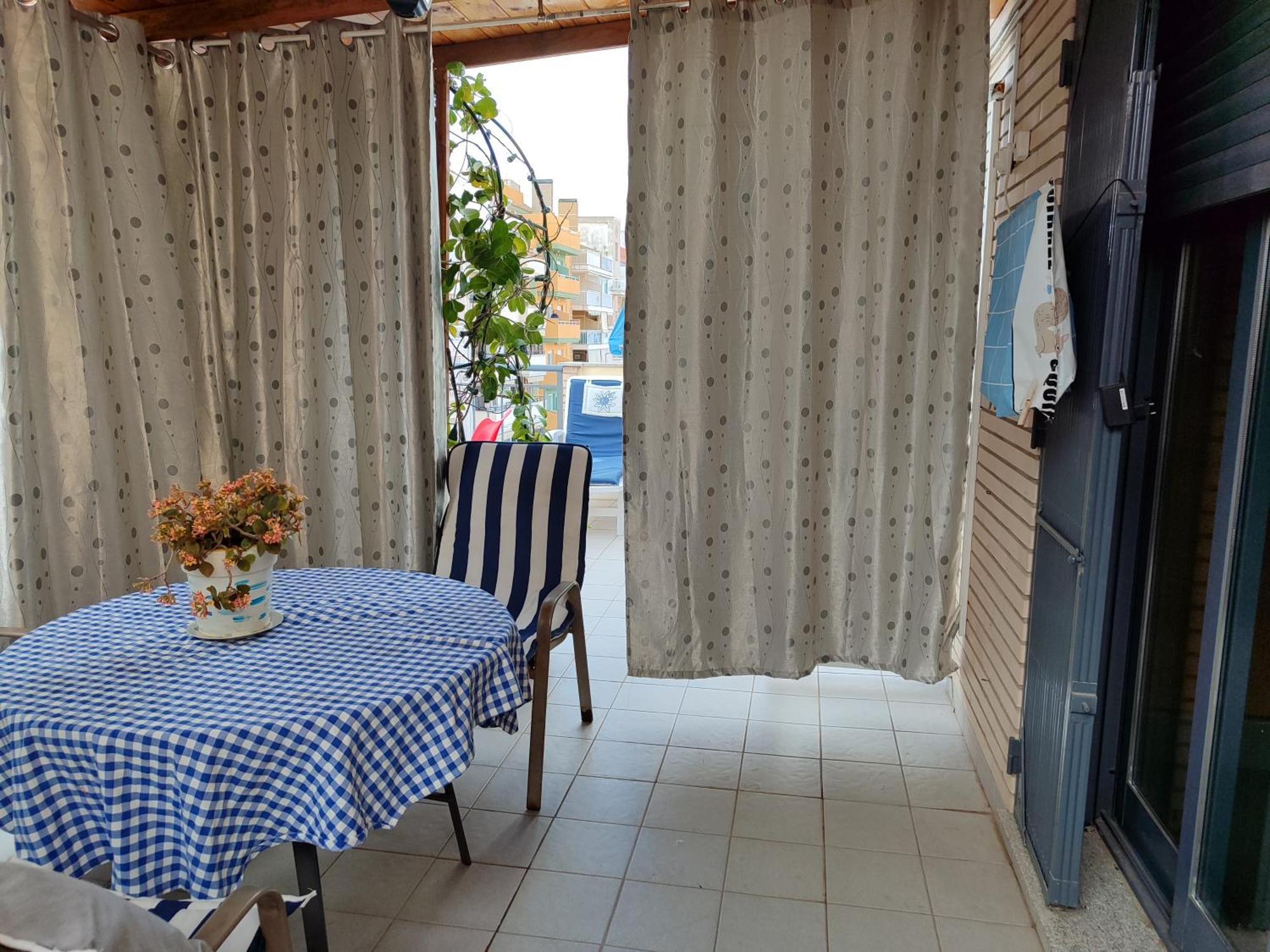 Habitacion Familiar En Un Atico Con Gran Terraza Y,Cocina ,En La Playa Burriana Kültér fotó