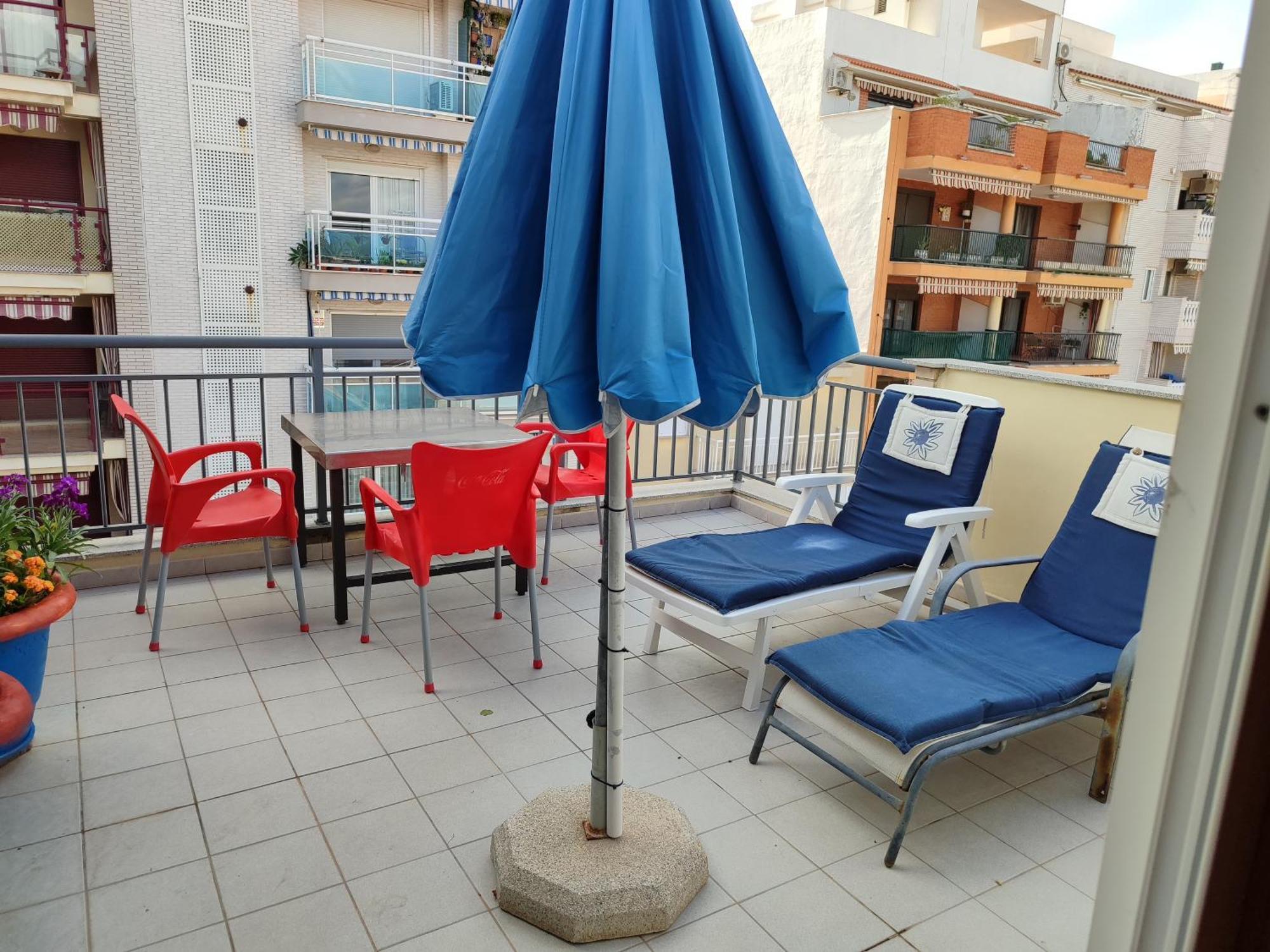 Habitacion Familiar En Un Atico Con Gran Terraza Y,Cocina ,En La Playa Burriana Kültér fotó