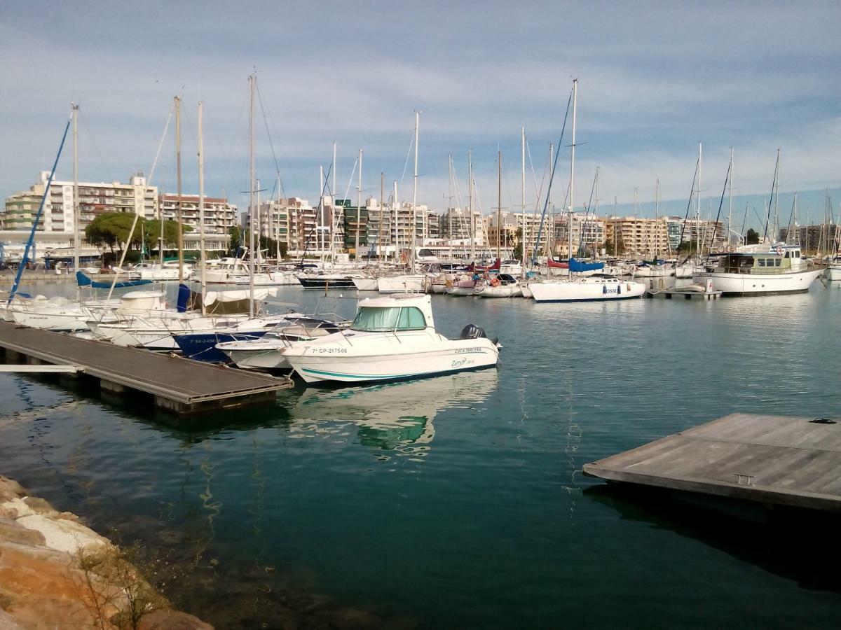 Habitacion Familiar En Un Atico Con Gran Terraza Y,Cocina ,En La Playa Burriana Kültér fotó