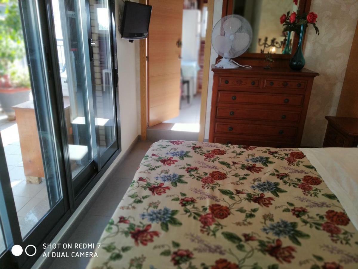 Habitacion Familiar En Un Atico Con Gran Terraza Y,Cocina ,En La Playa Burriana Kültér fotó